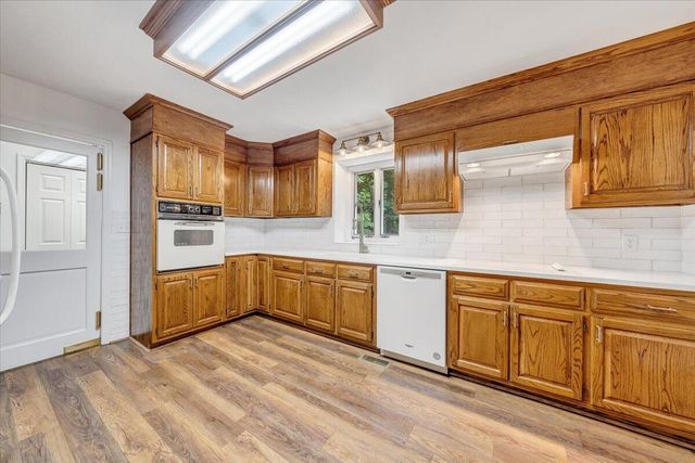 112 Sedgefield LN, Vinton, VA 24179