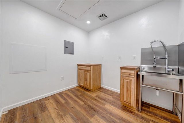 112 Sedgefield LN, Vinton, VA 24179
