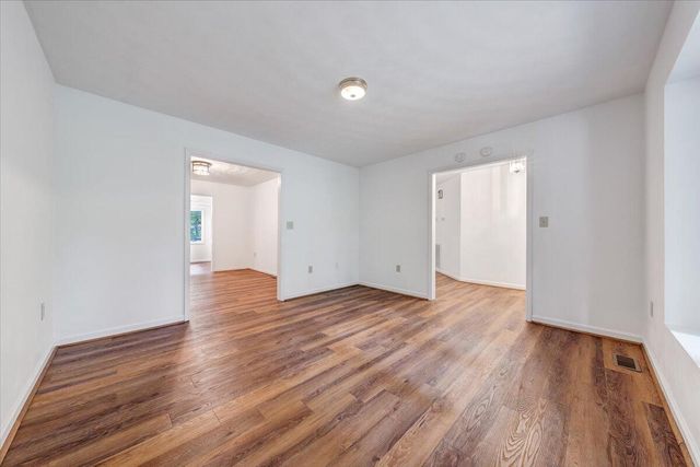 112 Sedgefield LN, Vinton, VA 24179