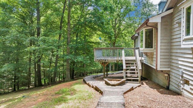 112 Sedgefield LN, Vinton, VA 24179