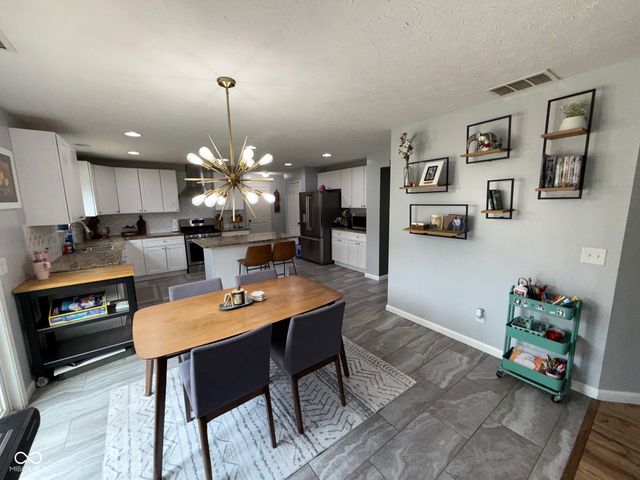 5307 Misthaven Lane, Greenwood, IN 46143