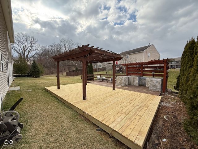 5307 Misthaven Lane, Greenwood, IN 46143