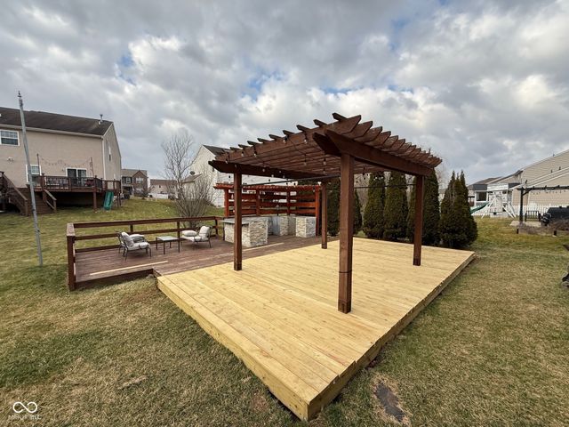 5307 Misthaven Lane, Greenwood, IN 46143