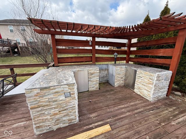 5307 Misthaven Lane, Greenwood, IN 46143