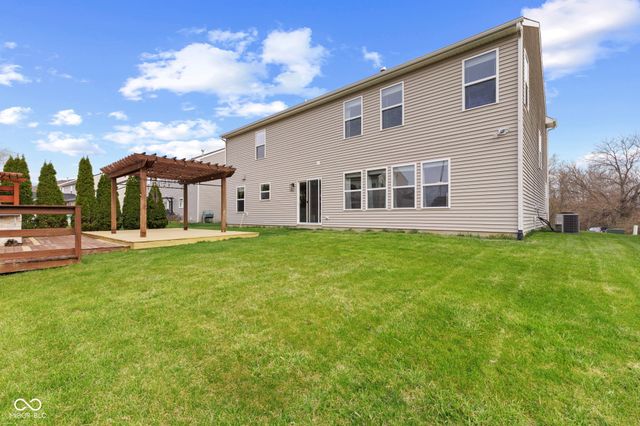 5307 Misthaven Lane, Greenwood, IN 46143