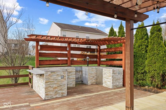 5307 Misthaven Lane, Greenwood, IN 46143