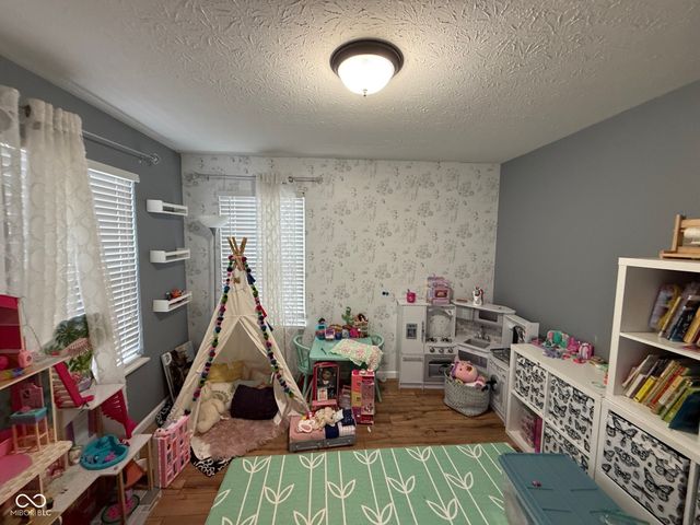 5307 Misthaven Lane, Greenwood, IN 46143