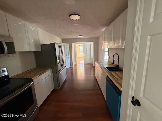 162 E Twelve Oaks Road, Raeford, NC 28376