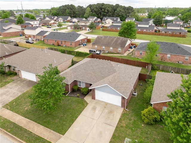 3407 SW Carriageway Avenue, Bentonville, AR 72712