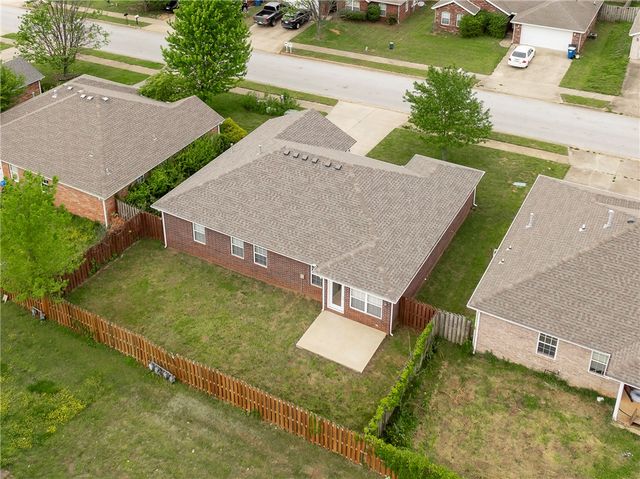 3407 SW Carriageway Avenue, Bentonville, AR 72712