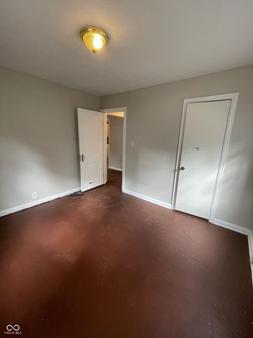 3915 Hillside Avenue, Indianapolis, IN 46205