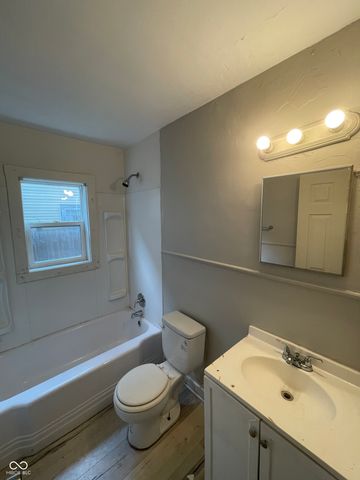 3915 Hillside Avenue, Indianapolis, IN 46205