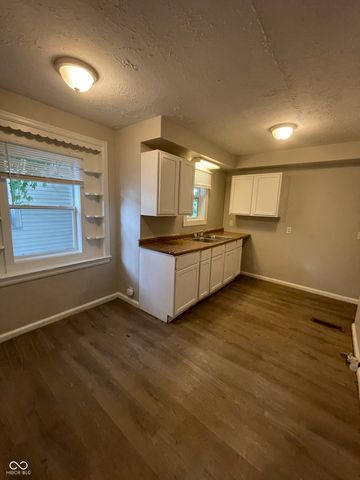 3915 Hillside Avenue, Indianapolis, IN 46205