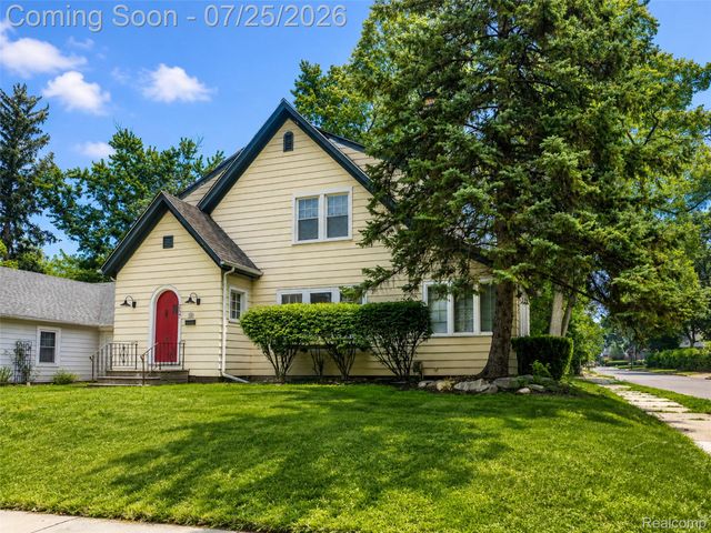 217 Navajo Avenue, Pontiac, MI 48341