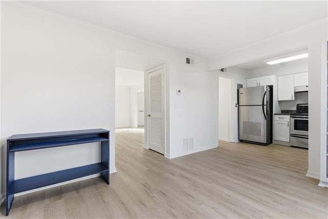 6520 Roswell Road 79, Sandy Springs, GA 30328