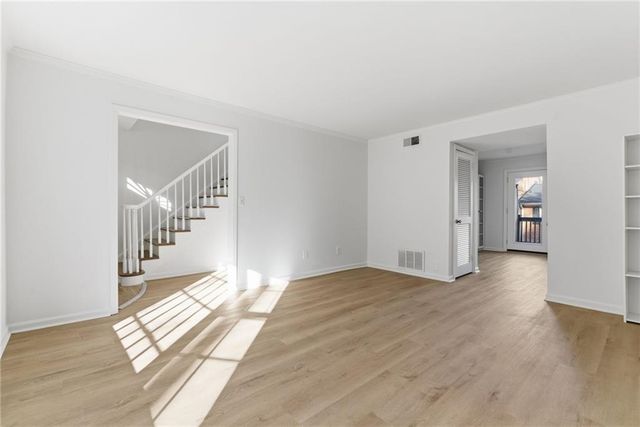 6520 Roswell Road 79, Sandy Springs, GA 30328