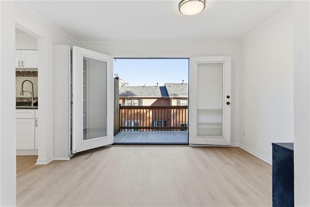 6520 Roswell Road 79, Sandy Springs, GA 30328