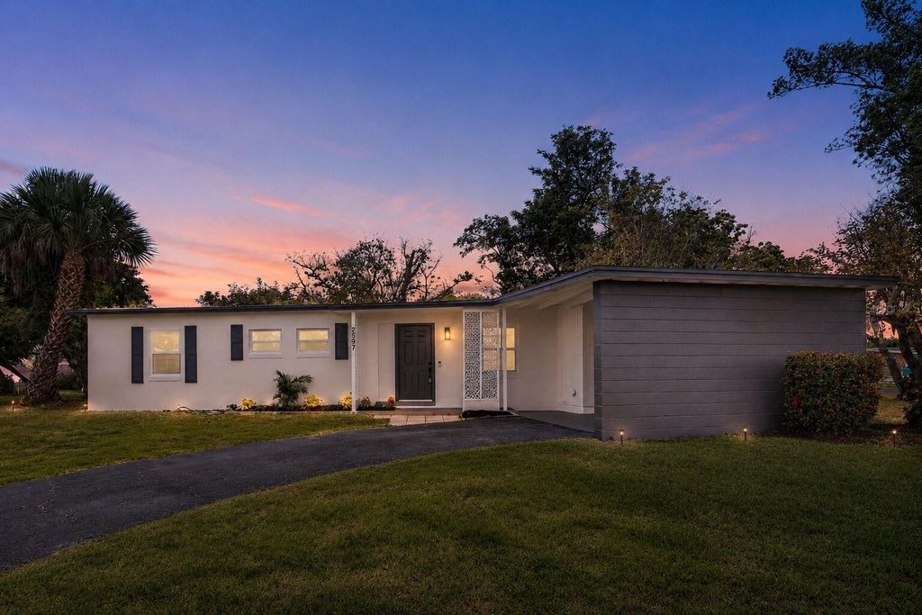 2597 STARLITE LANE, Port Charlotte, FL 33952