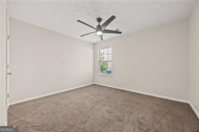 211 Millstone Drive, Hampton, GA 30228