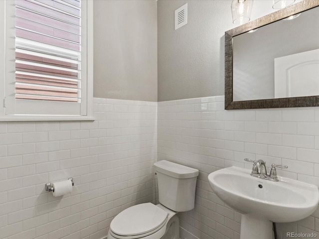 8698 E 54th Pl, Denver, CO 80238
