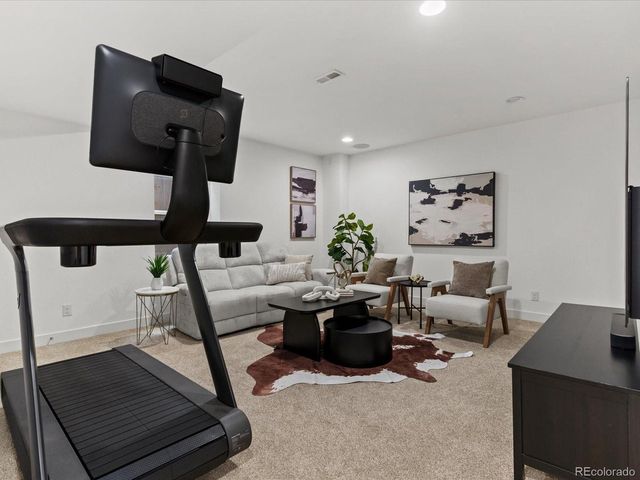 8698 E 54th Pl, Denver, CO 80238
