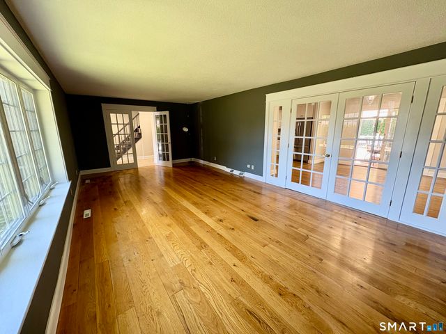 64 Kirk Road, Hamden, CT 06514