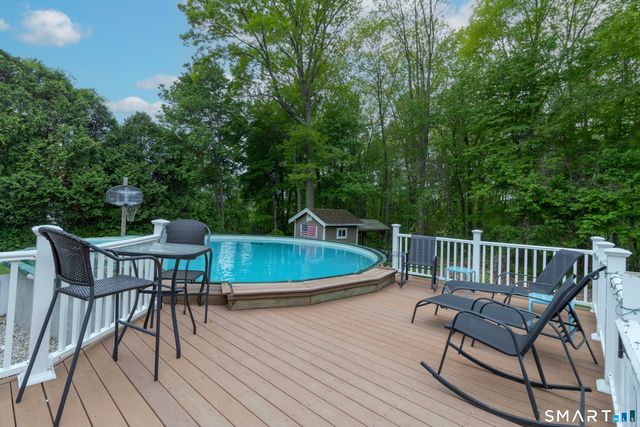 64 Kirk Road, Hamden, CT 06514