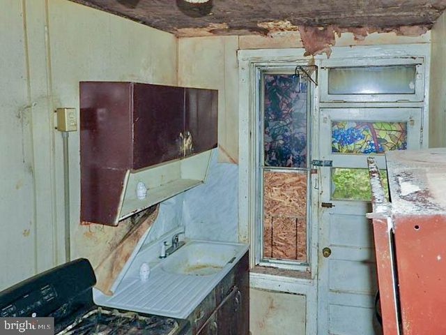 2547 BONAFFON ST, Philadelphia, PA 19142