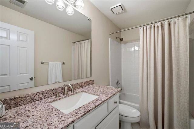 1021 Towne Lake Hills E, Woodstock, GA 30189