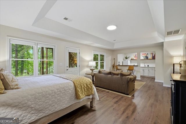 1021 Towne Lake Hills E, Woodstock, GA 30189