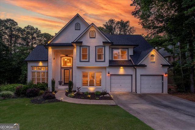 1021 Towne Lake Hills E, Woodstock, GA 30189