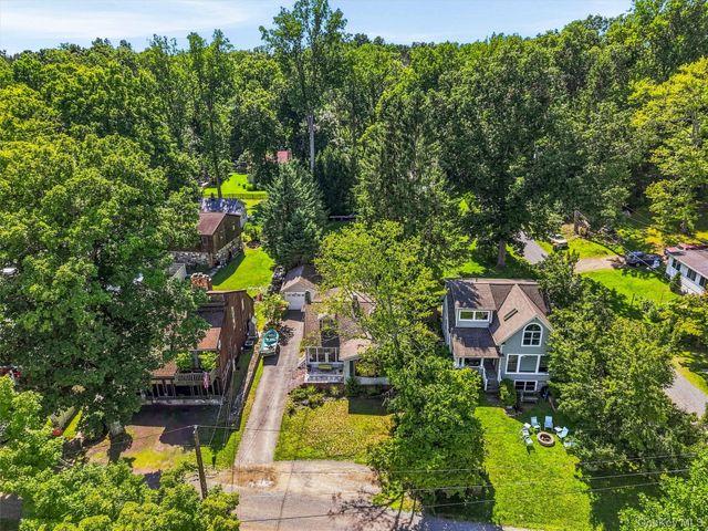 26 Brook Avenue, Hopewell Junction, NY 12533