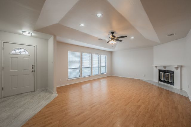 8317 Elm Court, North Richland Hills, TX 76182