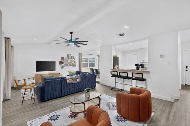 3508 Grande Bulevar, Irving, TX 75062