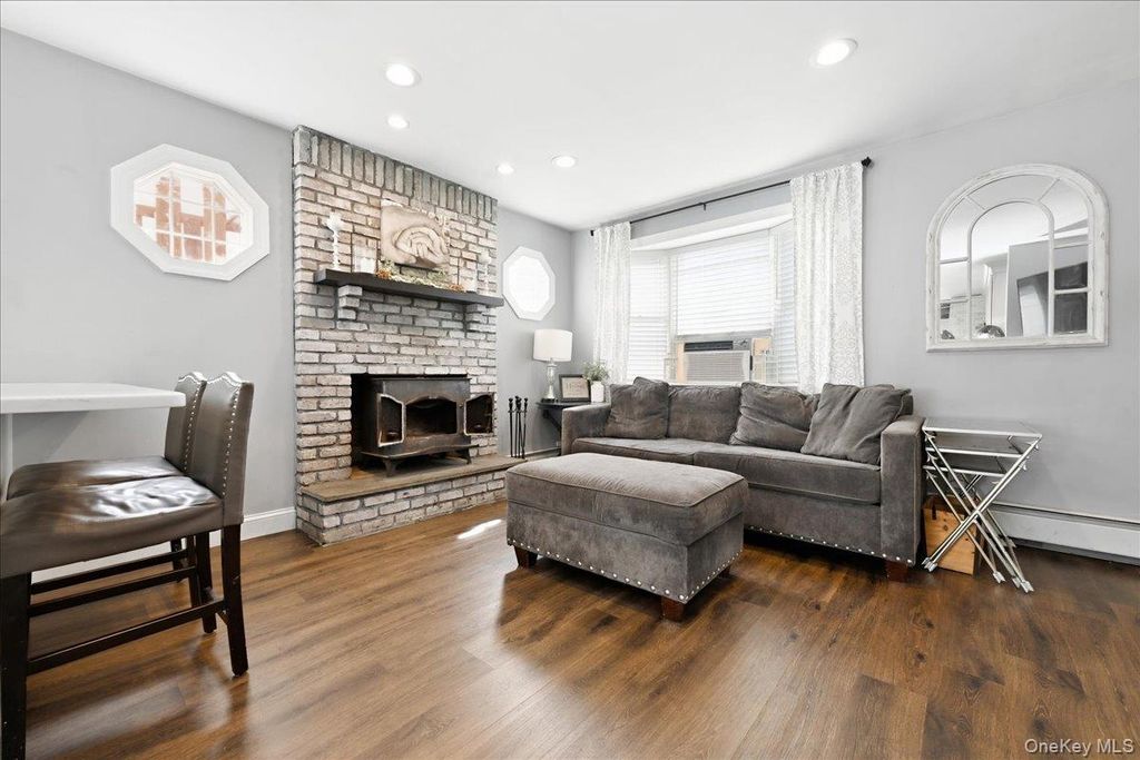 626 Central Avenue, Massapequa, NY 11758 — photo 4