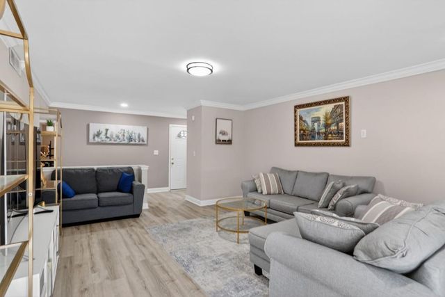 37 Middleton SE Court, Smyrna, GA 30080