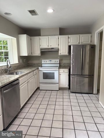 61 BRYANS MILL WAY, Baltimore, MD 21228