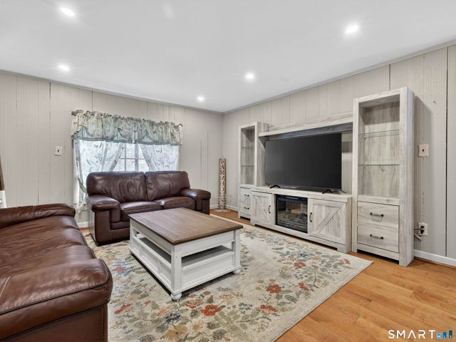 375 Old Jewett City Road, Preston, CT 06365