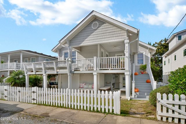 209 N Channel Drive N, Wrightsville Beach, NC 28480