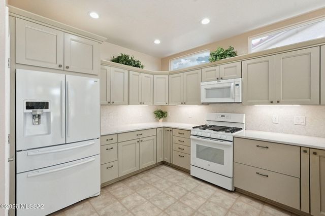 2196 E Sahuarita Wash Way, Oro Valley, AZ 85755