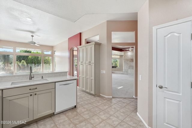 2196 E Sahuarita Wash Way, Oro Valley, AZ 85755