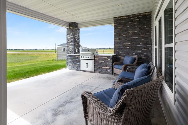 5659 43rd Street S, Fargo, ND 58104
