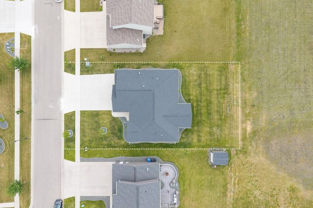 5659 43rd Street S, Fargo, ND 58104