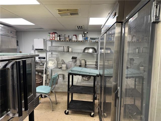 209 S 2nd Street E, Odessa, MO 64076