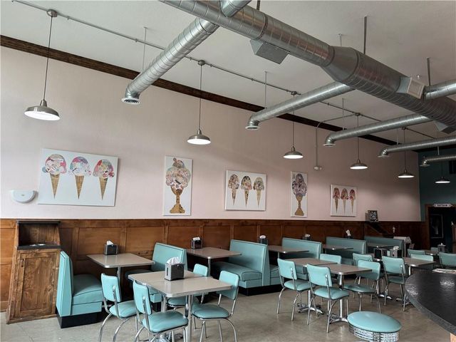 209 S 2nd Street E, Odessa, MO 64076