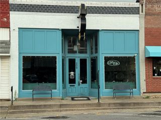 209 S 2nd Street E, Odessa, MO 64076