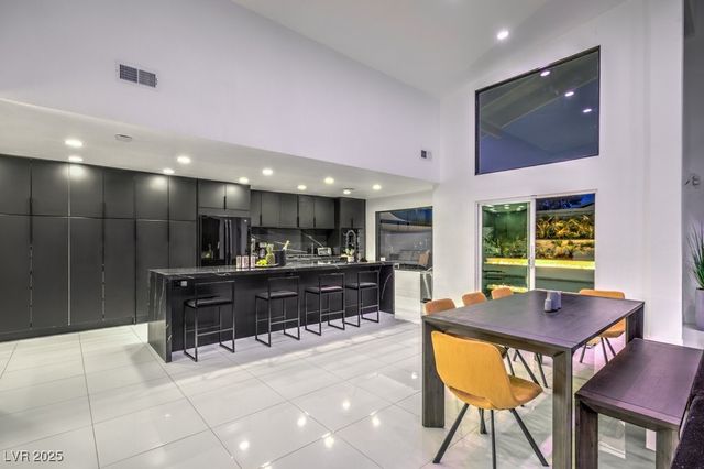 5785 Edna Avenue, Las Vegas, NV 89146