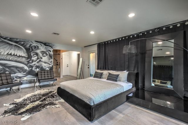 5785 Edna Avenue, Las Vegas, NV 89146