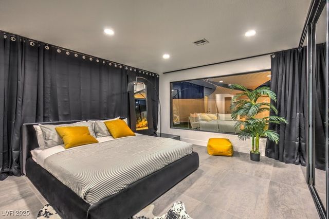 5785 Edna Avenue, Las Vegas, NV 89146