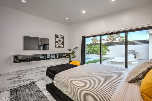 5785 Edna Avenue, Las Vegas, NV 89146